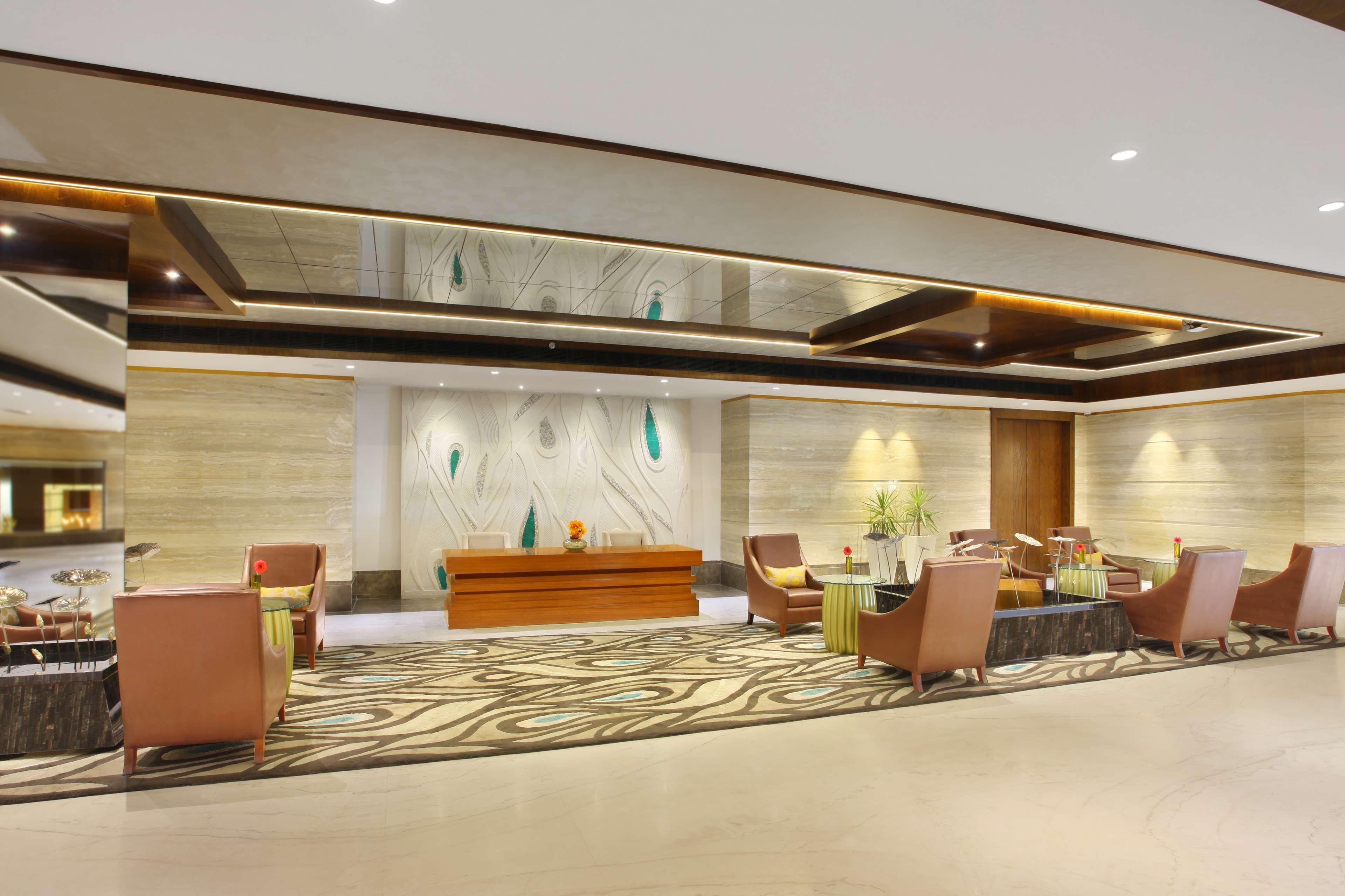 Radisson Blu Jammu Hotel Exterior photo